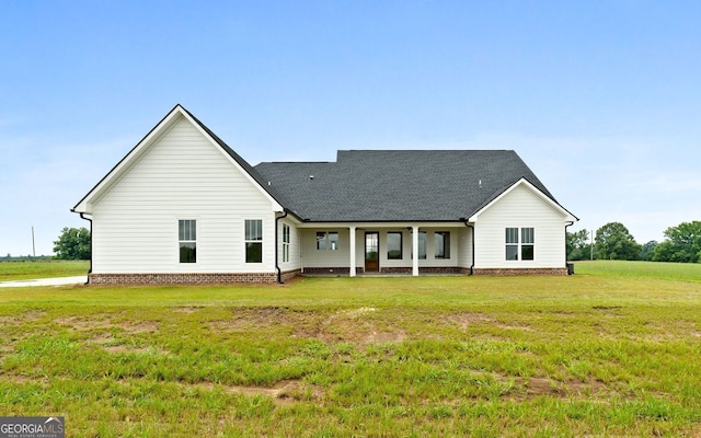 284 Community House Rd, Barnesville, GA 30204 - rear view of property featuring a yard and a shingled roof