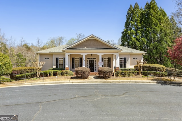 5163 Holly Springs Dr, Douglasville, GA 30135 - view of front of home featuring covered porch and fence