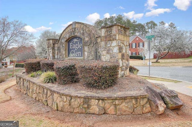 802 Eagle Glen Xing, Woodstock, GA 30189 - view of community / neighborhood sign