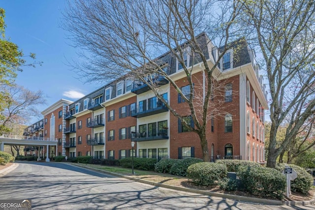 2921 Lenox Rd NE Unit 113, Atlanta, GA 30324 - view of apartment building / complex