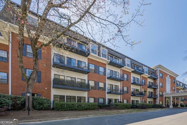 2921 Lenox Rd NE Unit 113, Atlanta, GA 30324 - view of apartment building / complex