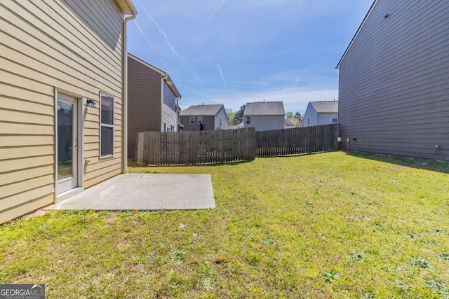 6399 Woodwell Dr, Union City, GA 30291 - fenced backyard with a patio