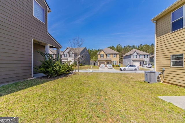 6399 Woodwell Dr, Union City, GA 30291 - view of green lawn featuring a residential view