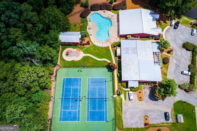 207 Meadow Lake Dr, Carrollton, GA 30116 - bird's eye view of a pool
