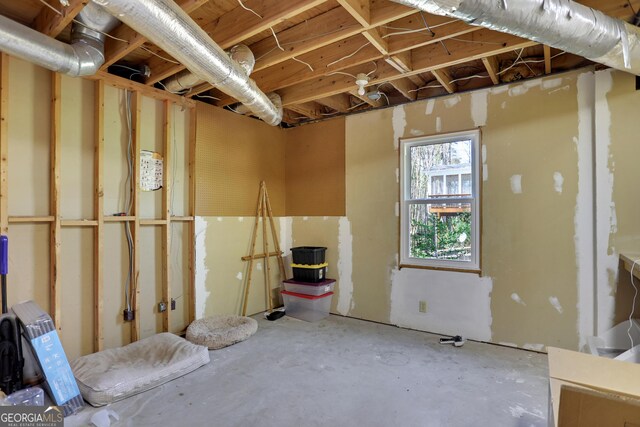 1135 Parkview Way, Lilburn, GA 30047 - view of basement