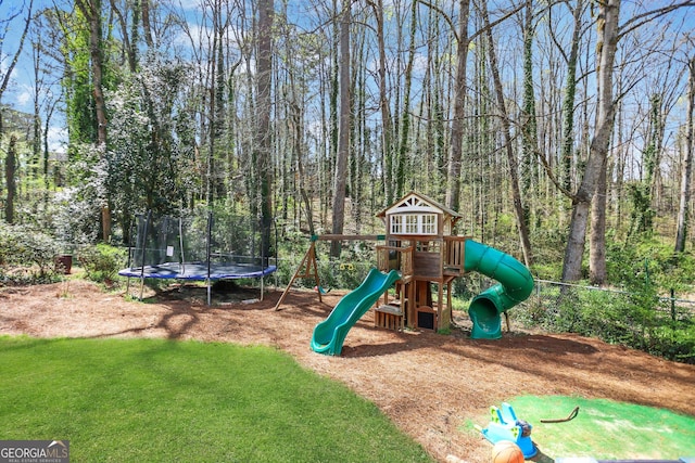 1135 Parkview Way, Lilburn, GA 30047 - communal playground featuring a lawn and a trampoline