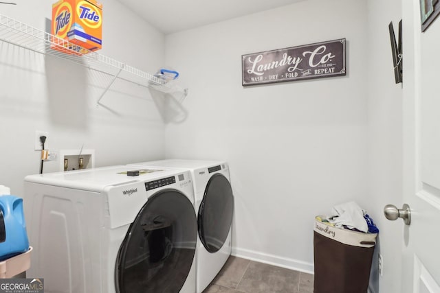 137 Park Chase Ln, Dallas, GA 30132 - laundry area featuring washing machine and dryer, baseboards, and laundry area