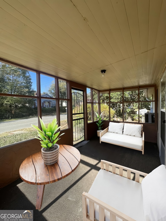 1911 Park Ave S, Tifton, GA 31794 - sunroom featuring outdoor lounge area