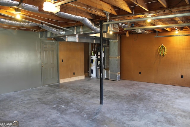 unfinished below grade area featuring electric water heater