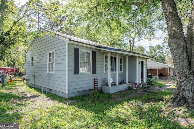 403 Spurgeon St, Waycross, GA 31501 - view of front of house featuring crawl space and fence
