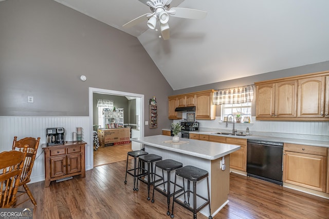 37 Covered Springs Dr NE, Rome, GA 30165 - kitchen with light countertops, ceiling fan, a kitchen bar, black dishwasher, and a sink