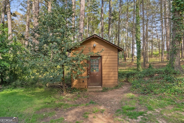view of outdoor structure with an outbuilding
