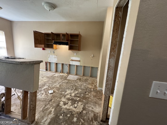 2863 Windsor Forrest Ct, Atlanta, GA 30349 - kitchen featuring open shelves