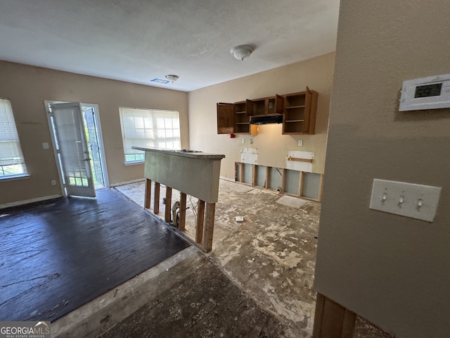 2863 Windsor Forrest Ct, Atlanta, GA 30349 - kitchen featuring open shelves