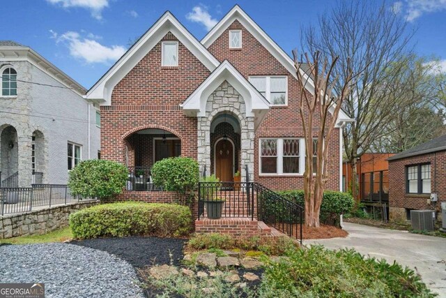 1181 Lanier Blvd NE, Atlanta, GA 30306 - view of front of house featuring brick siding