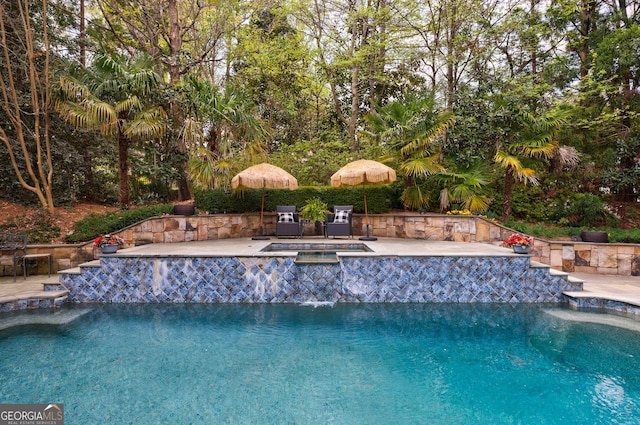 2005 Westbourne Way, Alpharetta, GA 30022 - outdoor pool with an in-ground hot tub and a patio area