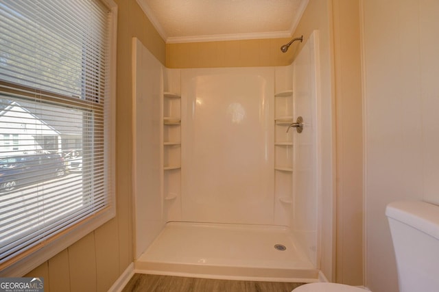34 Ivy St, Porterdale, GA 30014 - full bath featuring toilet, a shower, and crown molding