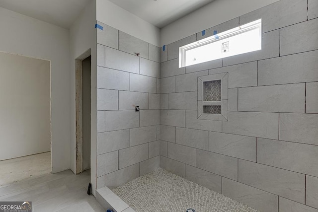 3748 Cheyenne Ln, Jefferson, GA 30549 - full bathroom with a tile shower