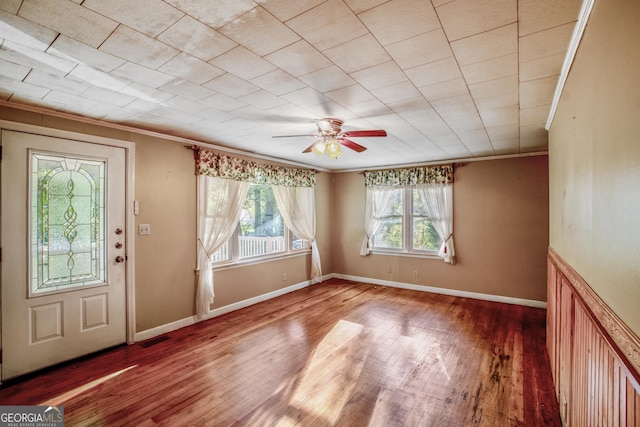 256 Black Rock Mountain Pkwy, Clayton, GA 30525 - entrance foyer featuring visible vents, crown molding, baseboards, wood finished floors, and a ceiling fan