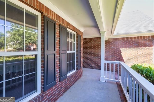 1590 Highland Farm Dr, Suwanee, GA 30024 - balcony with covered porch