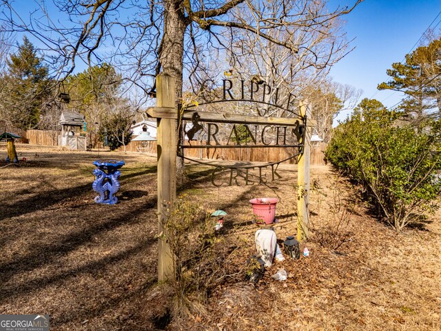 622 Cedartown Ave, Tallapoosa, GA 30176 - view of yard