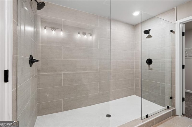 5726 Ridgewater Cir, Gainesville, GA 30506 - full bath featuring tile patterned floors and a tile shower