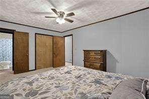 bedroom with a ceiling fan
