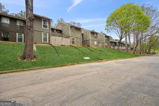 6240 Overlook Rd Unit 6240, Peachtree Corners, GA 30092 - view of property with a residential view