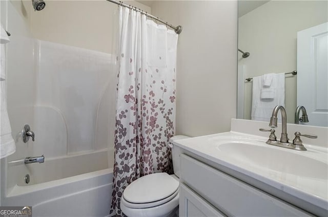 4870 Odum View Ln, Cumming, GA 30040 - bathroom featuring vanity and shower / bath combo