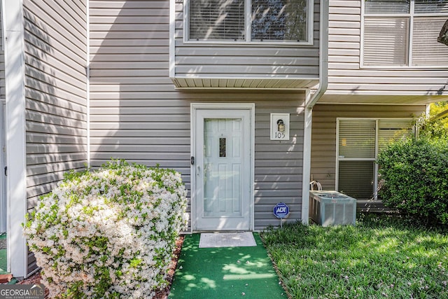 105 Governors Dr, Forest Park, GA 30297 - view of exterior entry featuring cooling unit