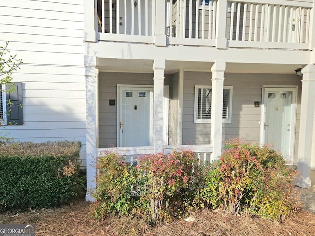 35 Rumson Ct SE, Smyrna, GA 30080 - entrance to property featuring a balcony