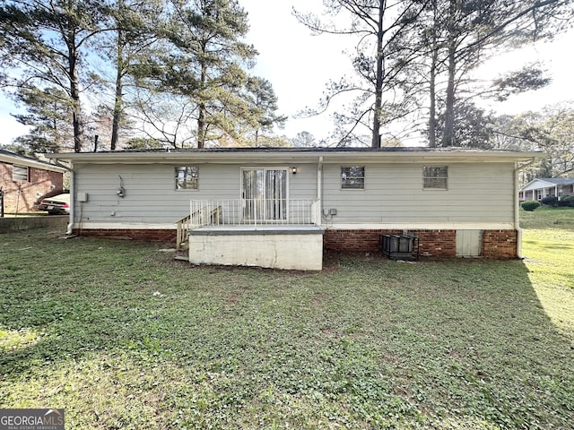 2087 John Wesley Ct, Decatur, GA 30035 - back of house featuring cooling unit and a yard