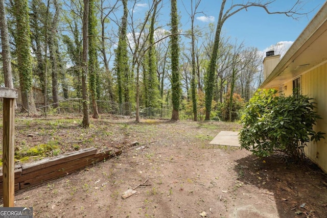 1360 Cypress Ridge Cir, Stone Mountain, GA 30083 - view of yard with fence