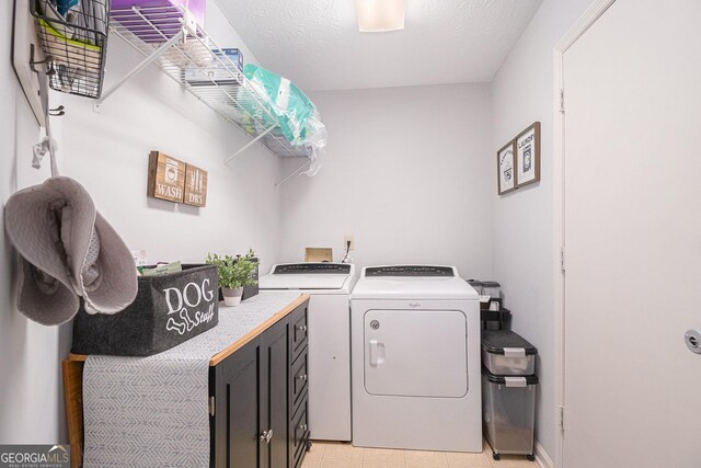 90 Chimney Rise Ct, Stockbridge, GA 30281 - clothes washing area with independent washer and dryer and cabinet space