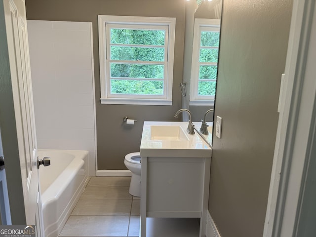 2502 Miriam Ln, Decatur, GA 30032 - full bathroom with toilet, vanity, and baseboards