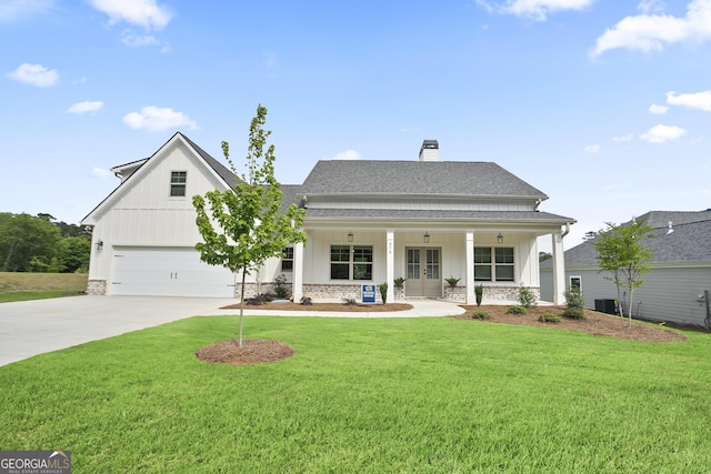 8 Hardin Ct Lot 16, Newnan, GA 30263 - modern farmhouse style home featuring french doors, driveway, a front lawn, and a shingled roof