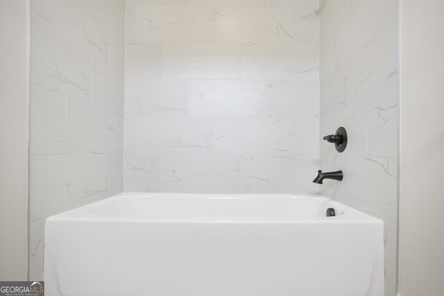8 Hardin Ct Lot 16, Newnan, GA 30263 - full bathroom featuring a tub