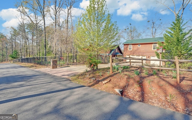 221 Laurel Cir, Dahlonega, GA 30533 - view of yard with driveway and a fenced front yard
