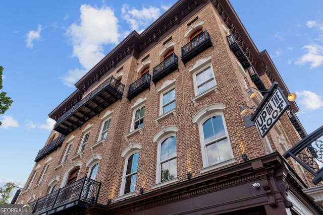 view of building exterior