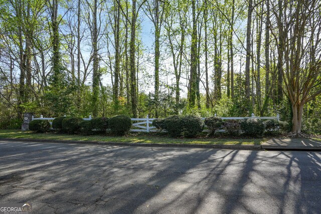 600 Creek Water Trl, Marietta, GA 30060
