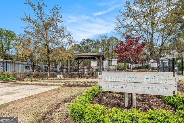 2183 Seaman Cir, Atlanta, GA 30341 - view of property's community featuring fence