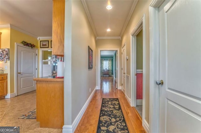 300 Ellis Rd, Rome, GA 30161 - corridor featuring light wood finished floors, baseboards, and crown molding