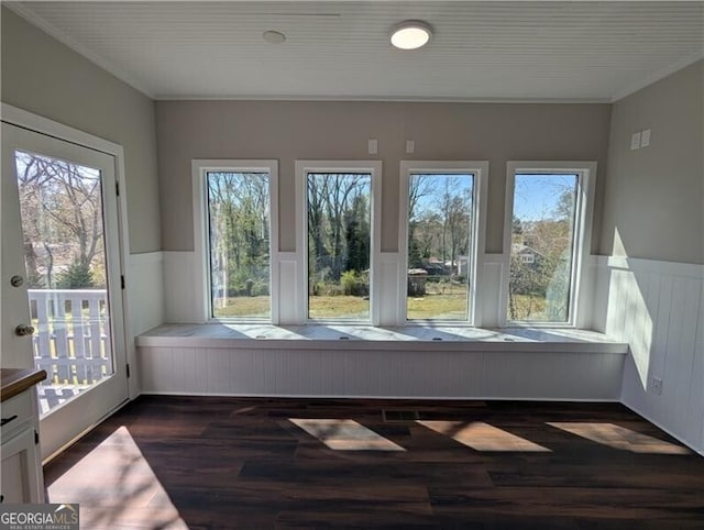 view of unfurnished sunroom