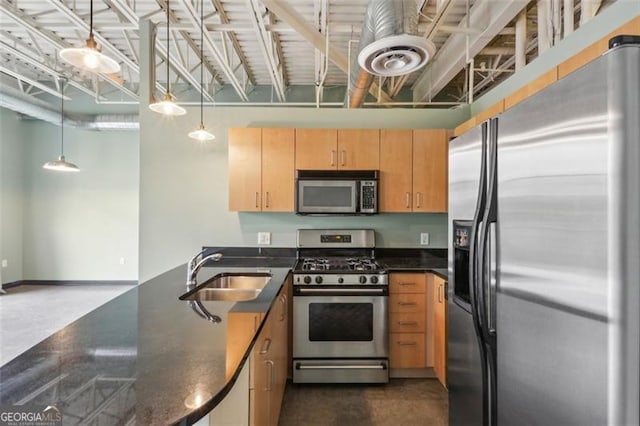 5200 Peachtree Rd Unit 3324, Chamblee, GA 30341 - living room featuring visible vents, ceiling fan, a high ceiling, and finished concrete flooring