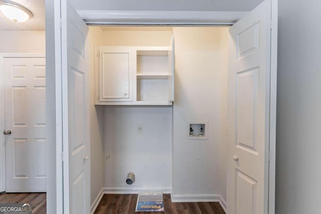 clothes washing area with washer hookup, baseboards, dark wood-type flooring, hookup for an electric dryer, and cabinet space