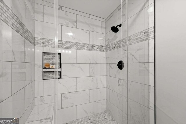 5198 Holly Springs Rd, Pendergrass, GA 30567 - bathroom featuring a tile shower