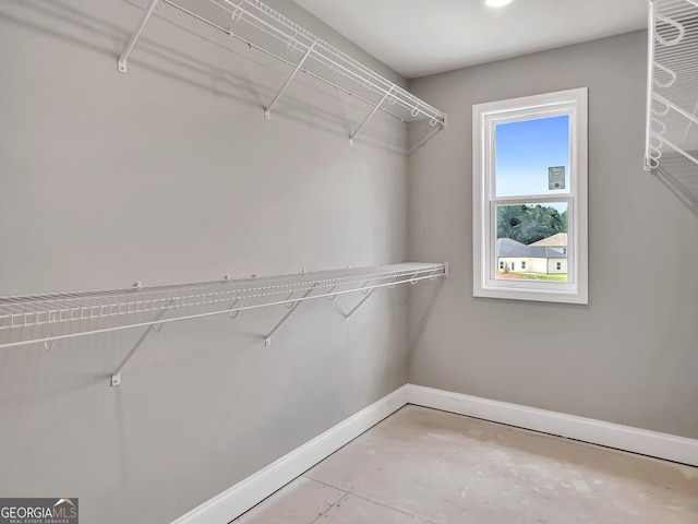 105 Hunts Mill Cir, Griffin, GA 30224 - view of walk in closet