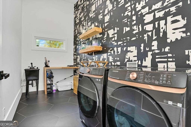 1598 Athens Ave SW, Atlanta, GA 30310 - laundry room featuring washing machine and dryer and baseboards