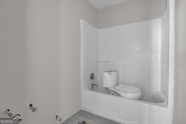 full bath featuring a bathtub and toilet
