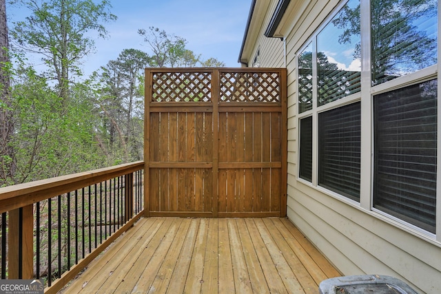 828 Canterbury Overlook NE, Atlanta, GA 30324 - view of wooden terrace